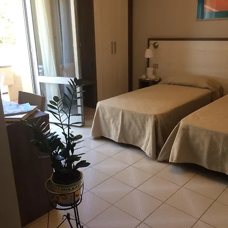 Primavera Hotel