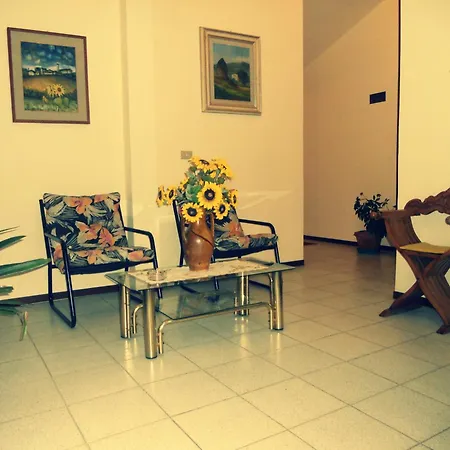 Hotel Primavera 3*