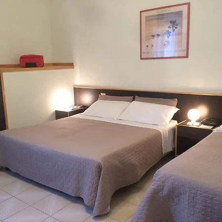 Primavera Hotel 3*