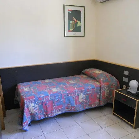 Primavera Hotel